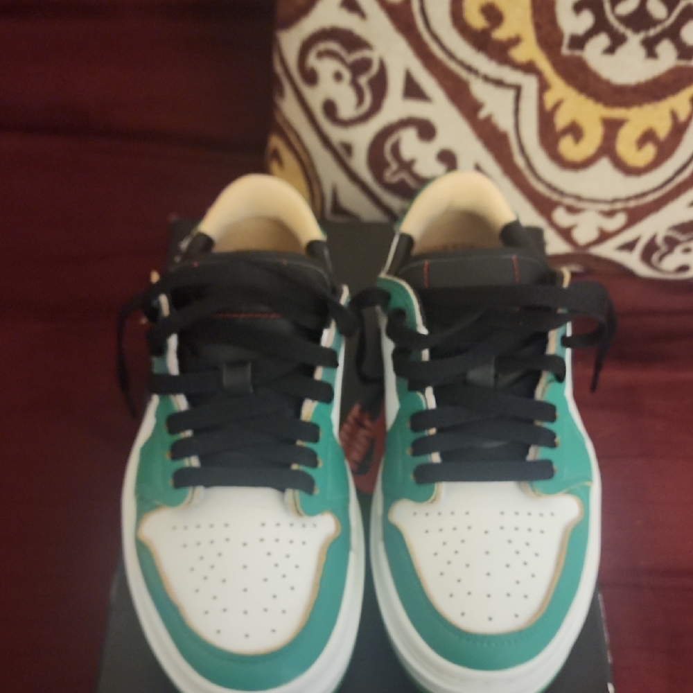 AIR JORDAN 1 SIZE 5 5 / 7.0 WOMEN'S